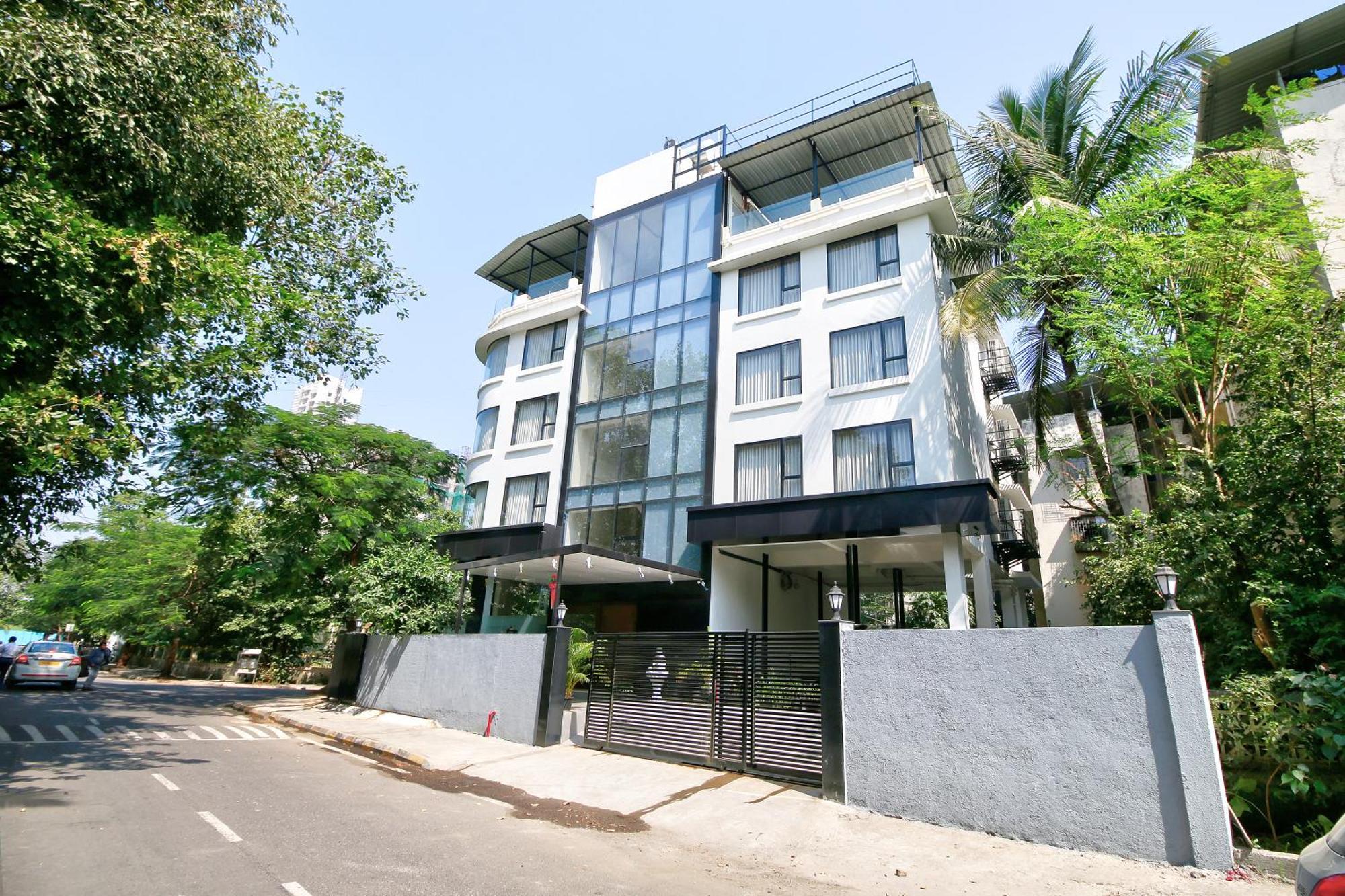 Hotel Mumbai House Ghansoli, ナビムンバイ エクステリア 写真